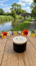 Hand Poured Scented Candle - Spring Fresh 8oz